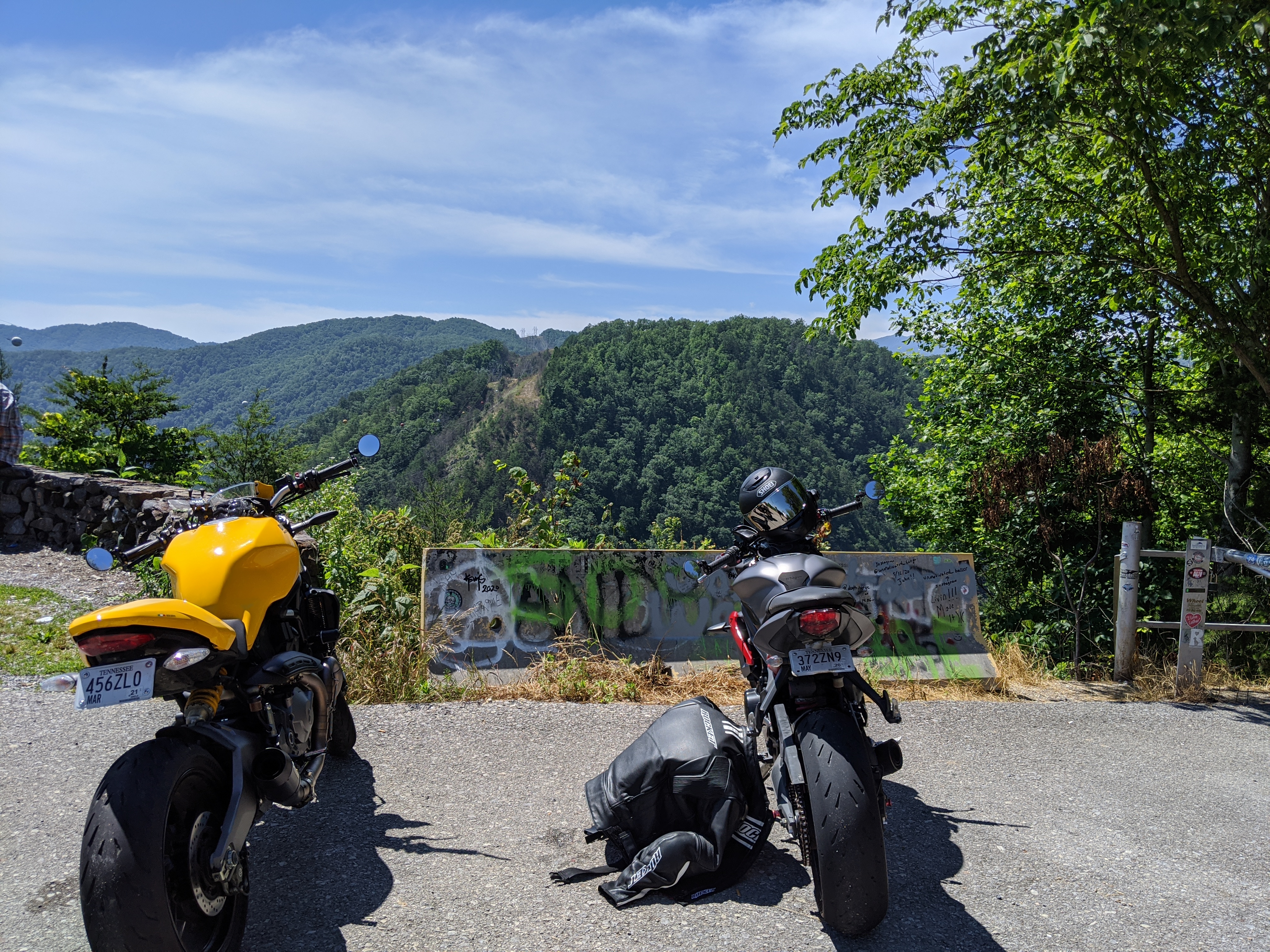Bikes at the end of the Dragon